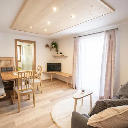 Feuerstein Apartment